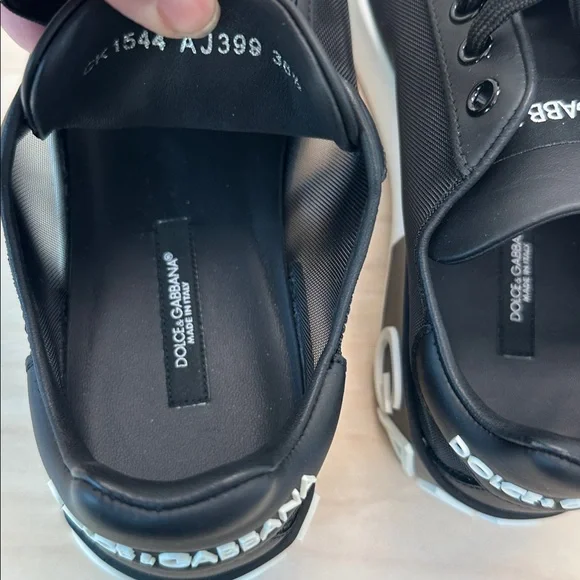 Dolce & Gabbana Black and White Logo Sneakers, new in box. Dust bag included - Picture 5 of 14